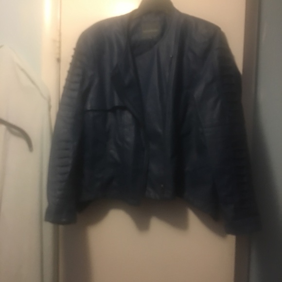 Motto jacket - Picture 2 of 2